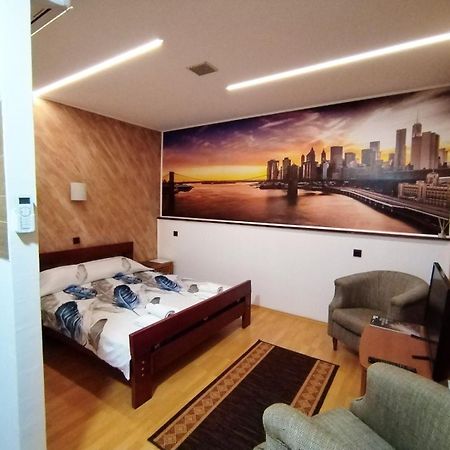 Fun Rooms Sobe Prenociste Borca Kültér fotó