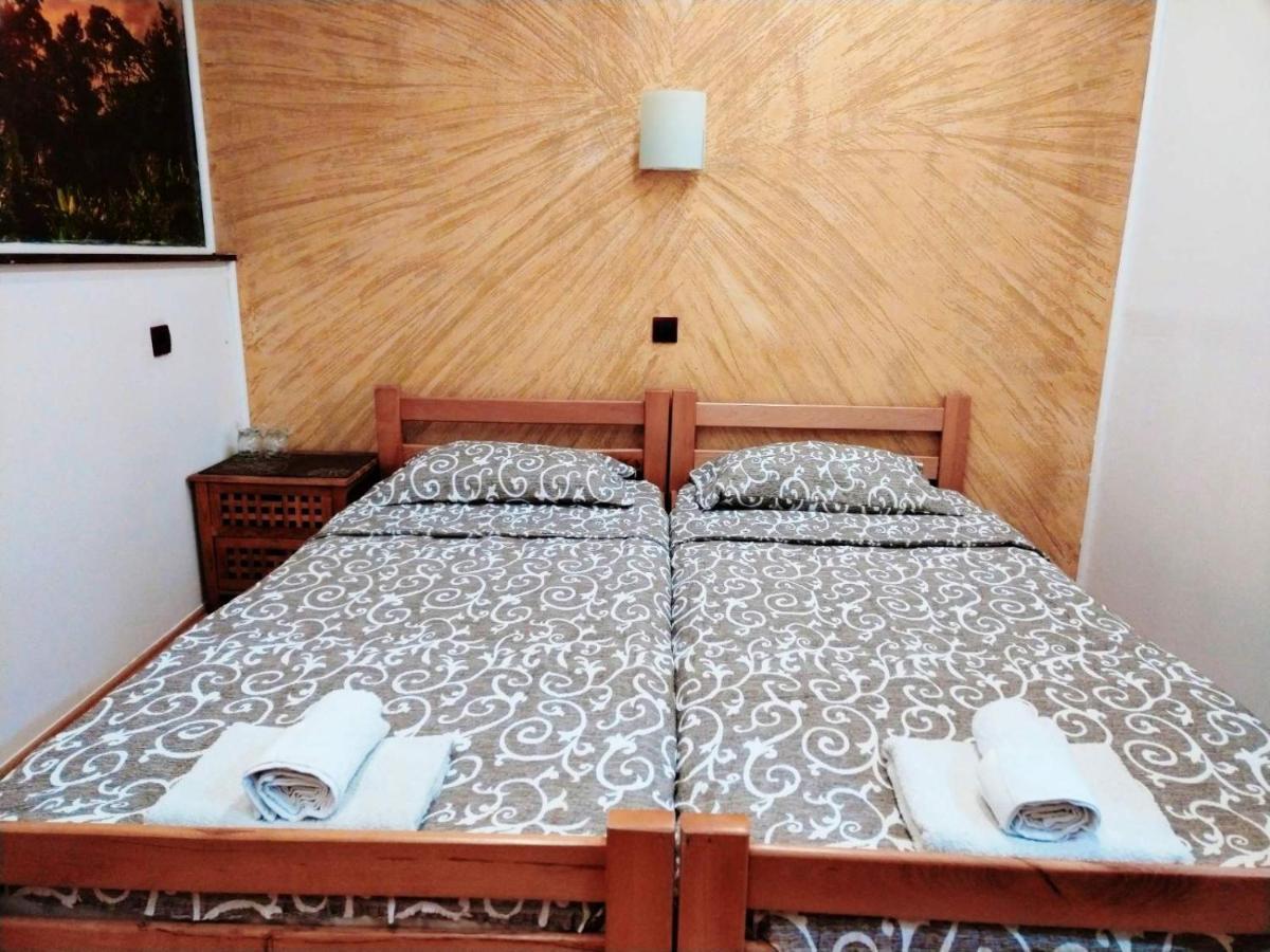 Fun Rooms Sobe Prenociste Borca Kültér fotó